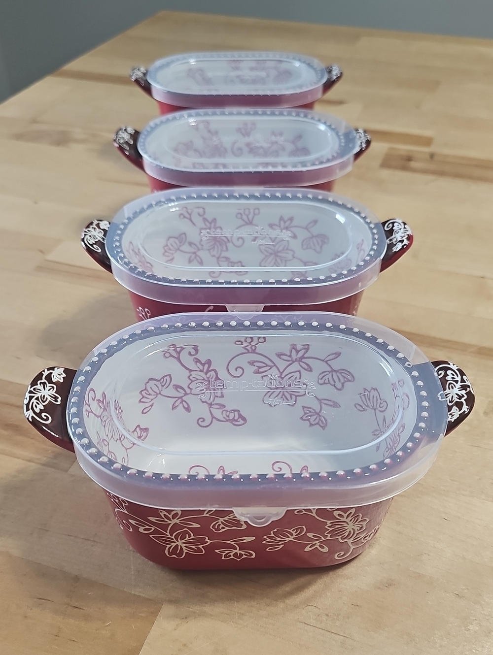 Temp-tations Floral Lace Cranberry Mini Bakers Ramekins with Lids Set of 4